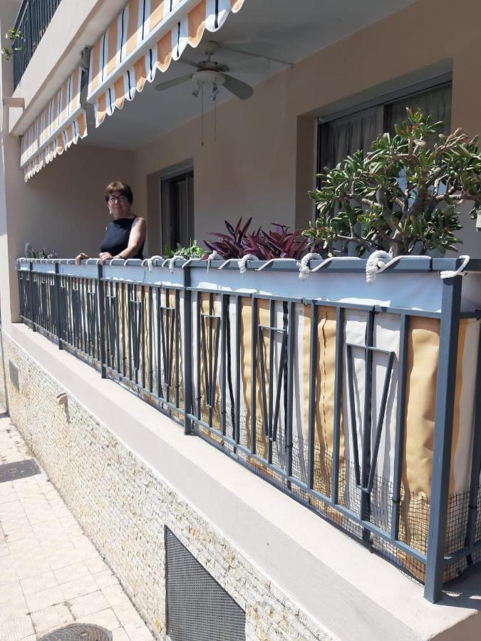 Chez Bianca Les Coquelicots Les Lucioles Apartment Menton Luaran gambar